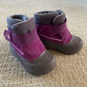 North Face baby/toddler boots size 7
